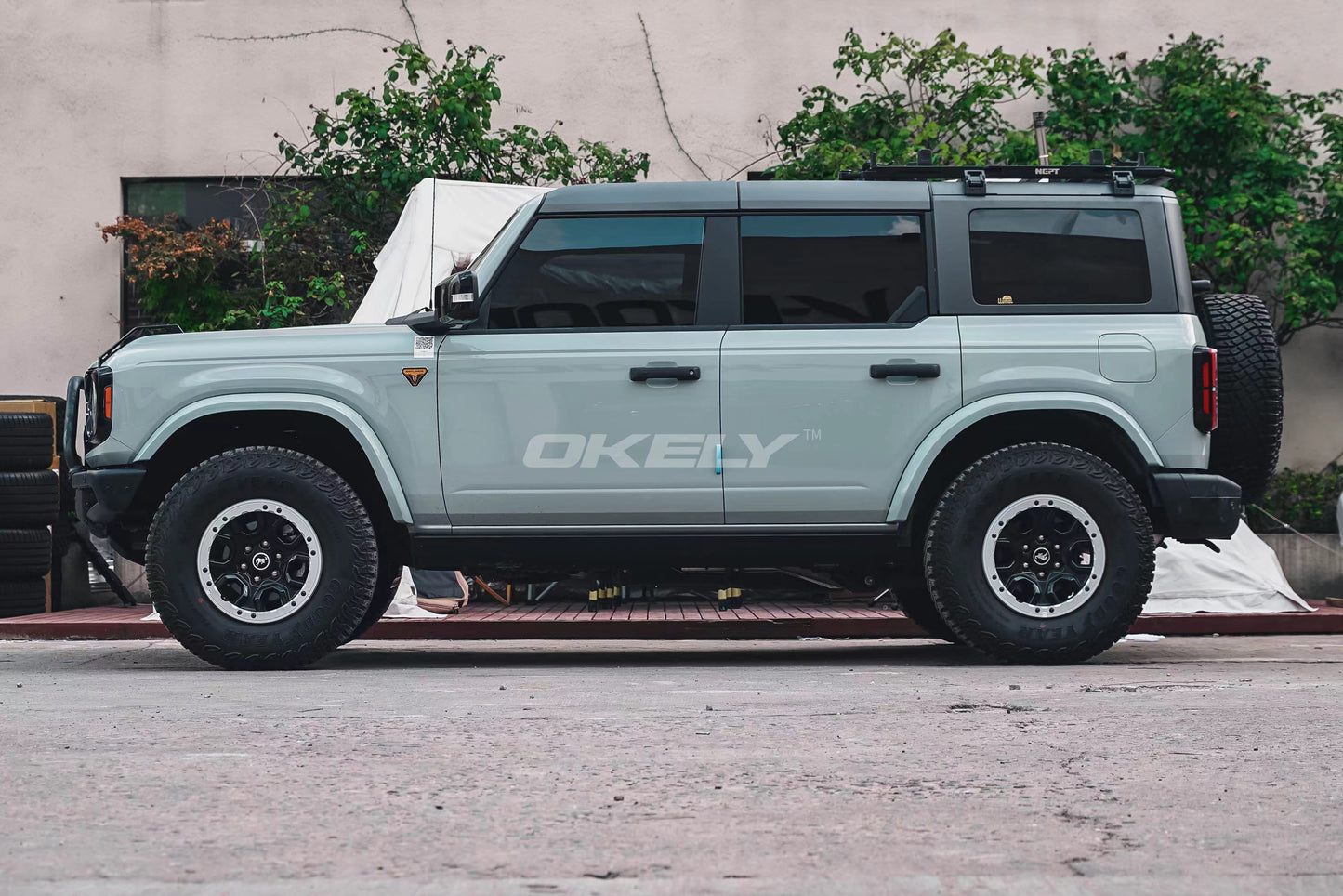 Bronco Slim Fenders OEM Color Painted