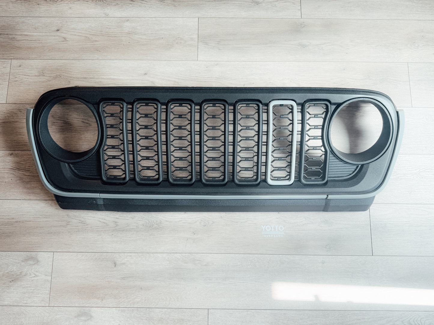 2024 Grille Archive