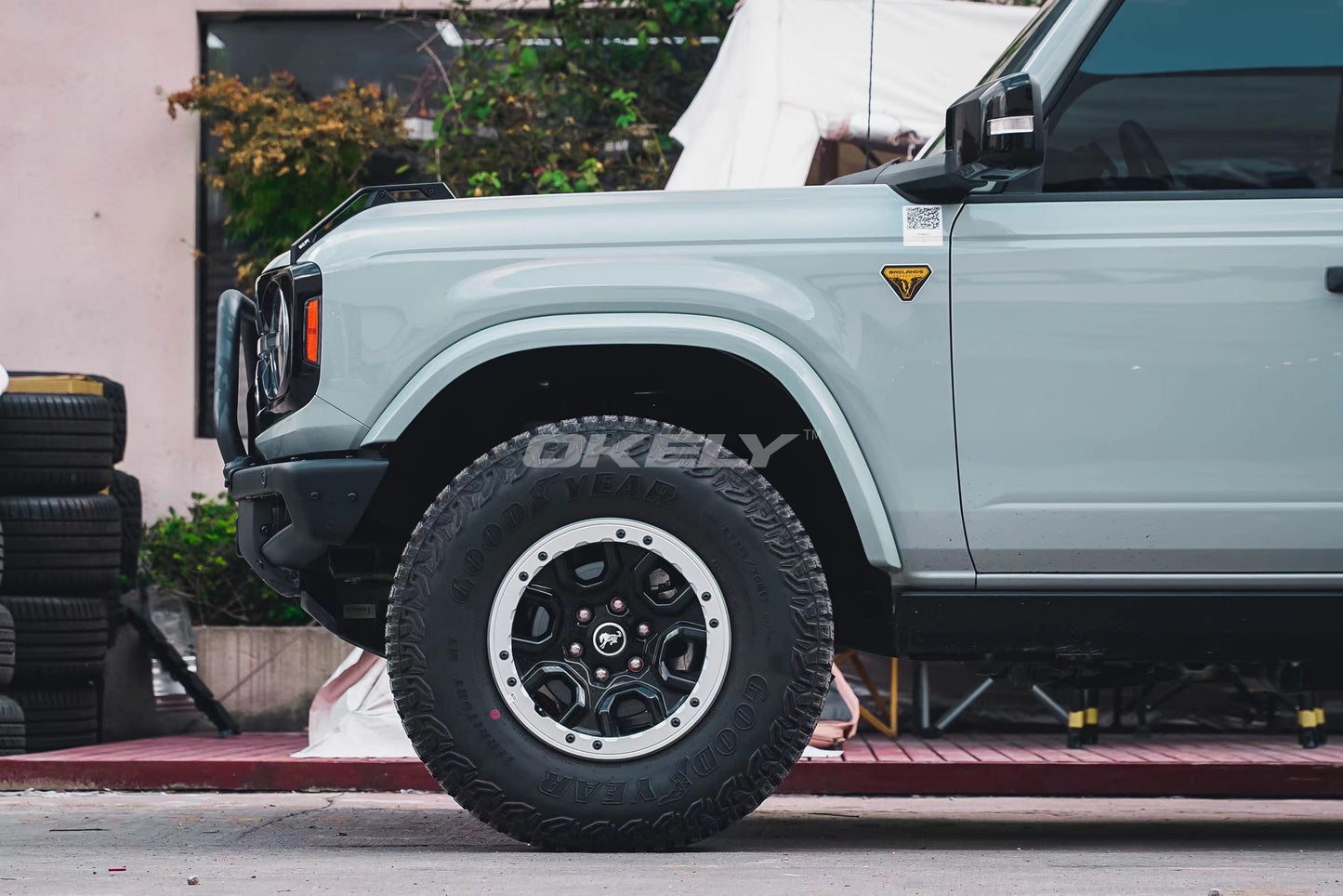 Bronco Slim Fenders Factory Painted Options